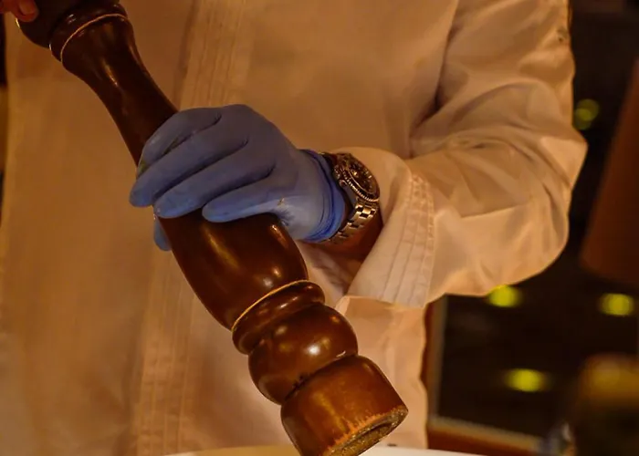 Pikol Village Wine Estate Vila